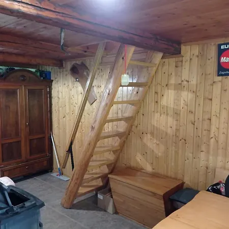 Holiday home Kuca Za Odmor Lea Delnice
